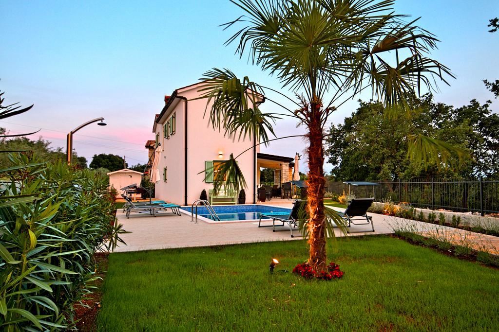 Villa Barbara Selina Exterior photo
