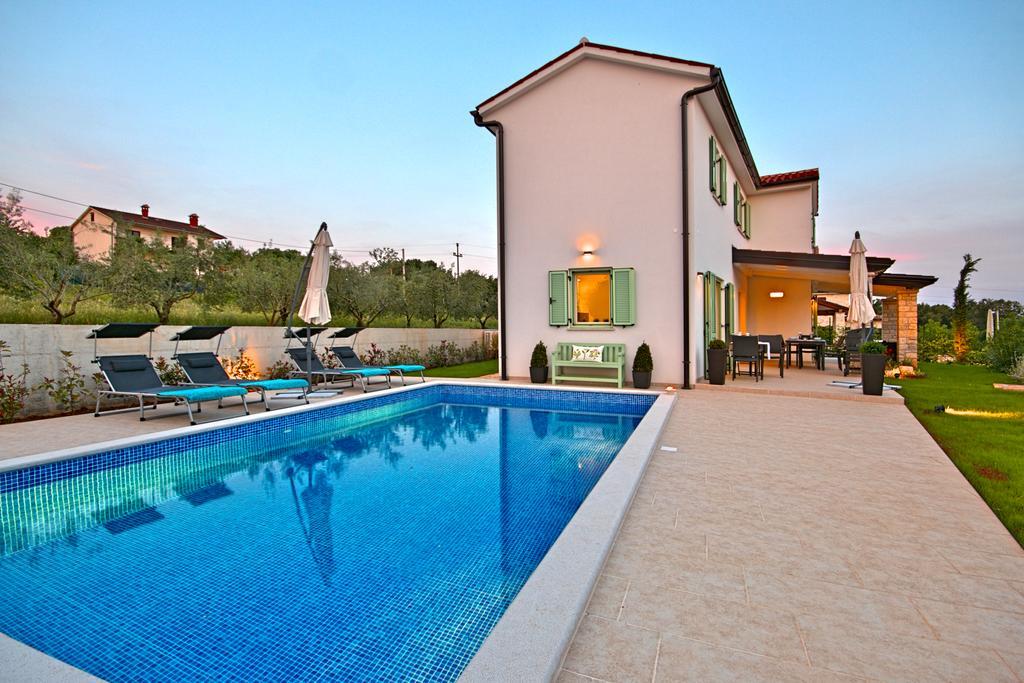Villa Barbara Selina Exterior photo