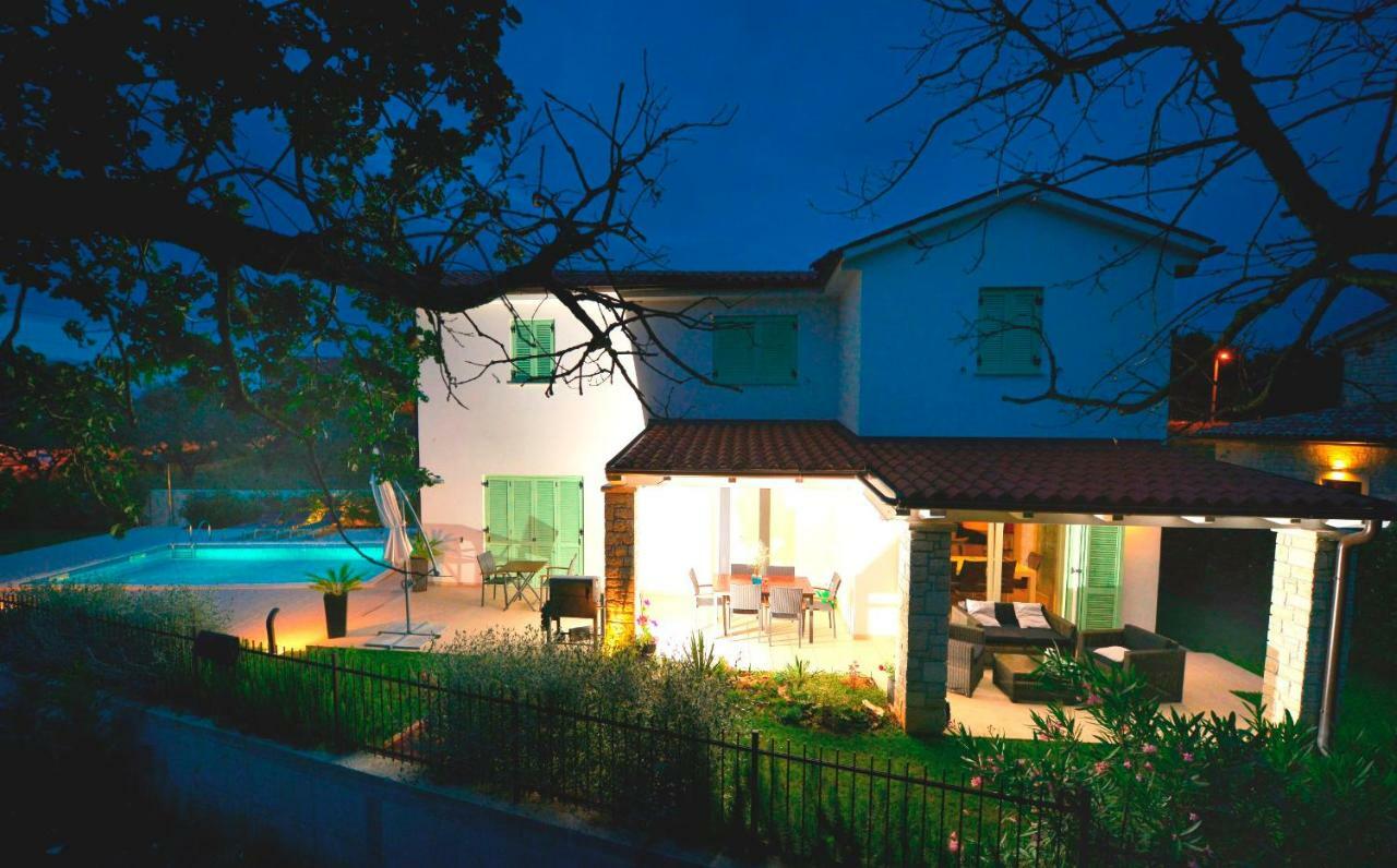 Villa Barbara Selina Exterior photo